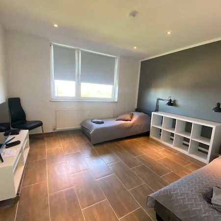 Duisburg Von Oben 3,5 Zimmer 8.Og Frisch Saniert Extérieur photo