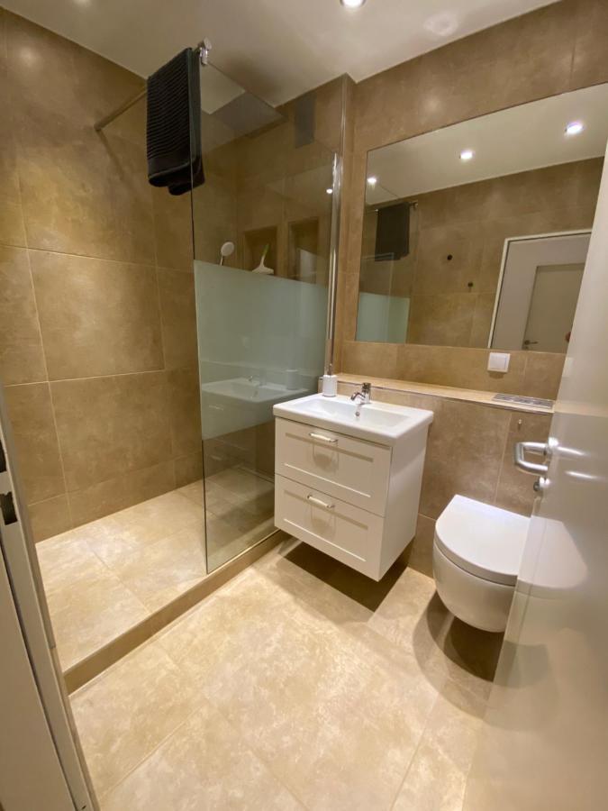 Duisburg Von Oben 3,5 Zimmer 8.Og Frisch Saniert Extérieur photo